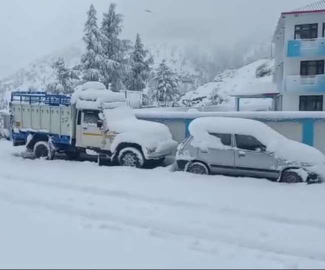 हिमपात व बारिश से सिरमौर की ये सड़कें बाधित, गिरीपार क्षेत्र शेष हिमाचल से कटा