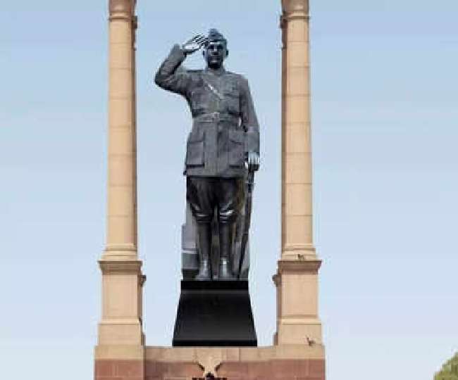 खाली छतरी के नीचे सुभाष चंद्र बोस की प्रतिमा लगाने का मुद्दा अर्जुन मेघवाल ने 2010 में संसद में था उठाया