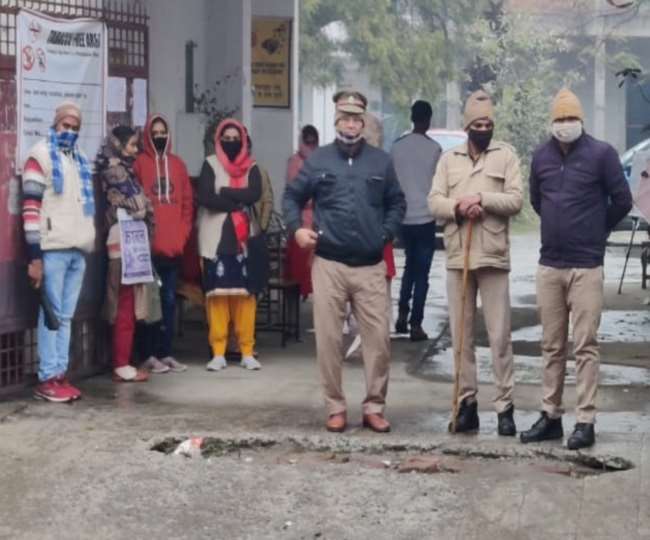 uptet 2022: मेरठ में कड़े सुरक्षा इंतजामों के बीच टीईटी आज, जानिए किन बातों का रखना होगा ध्यान