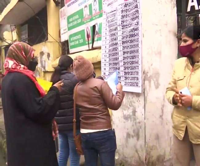21 लाख से ज्यादा अभ्यर्थी आज दे रहे दोबारा यूपीटीईटी, दो पालियों में 2532 केंद्रों पर होगी परीक्षा; सुरक्षा के कड़े इंतजाम