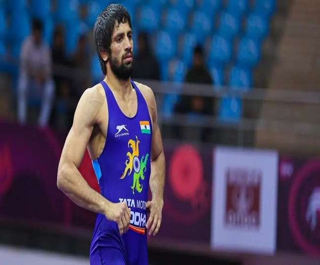 भारतीय रेसलर रवि कुमार ने एशियाई चैंपियनशिप में लगाई गोल्ड मेडल का हैट्रिक