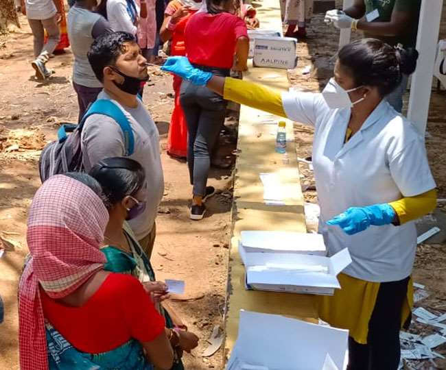 Koderma Corona News: कोडरमा में बदल रहे हालात, कोरोना संक्रमण के नए मामलों में आ रही कमी