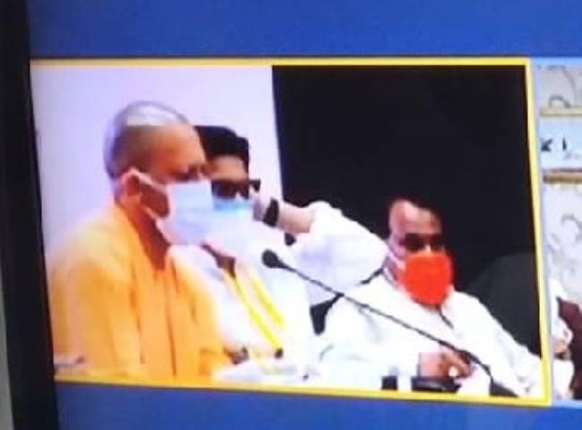 ईटों पीएचसी में ईसीजी जांच तक की नहीं सुविधा