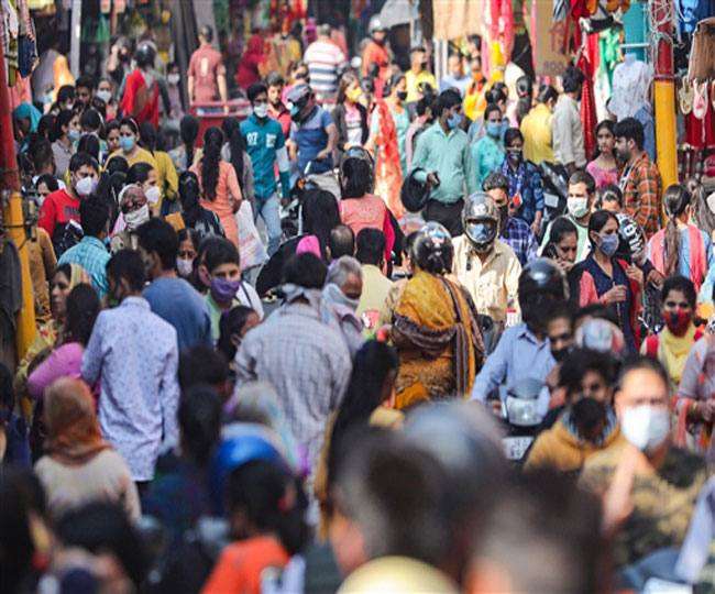 प्रेम के धागों ने कारोबार में घोली मिठास, जम्मू शहर में एक करोड़ की बिक गई मिठाई