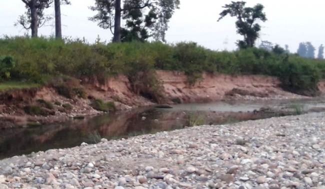 हुड्डी नदी के कटाव से बचाने को डीएम को भेजा पत्र