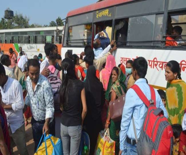 UP Roadways: गोरखपुर से दिल्ली, लखनऊ व वाराणसी के लिए नहीं मिल रहीं बसें, एसी बसों में नवंबर तक नो रूम