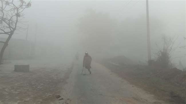 Weather in Panipat : शाम को जरूरत होने पर ही बाहर निकलें, हवा तेज, पारा लुढ़कता जाएगा