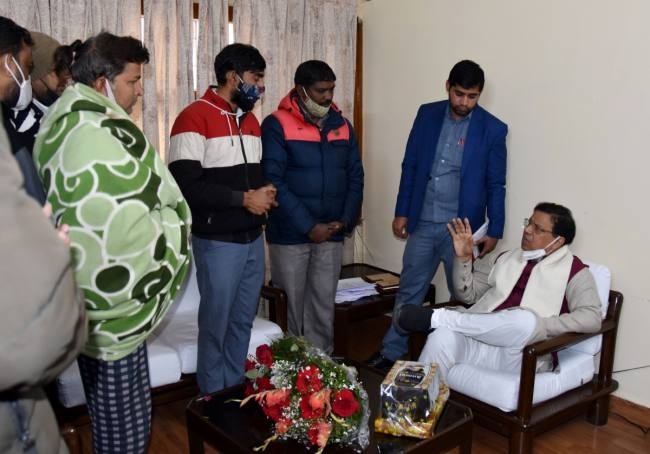 शहरी स्थानीय निकाय मंत्री ने जनसमस्याओं को सुना, अधिकारियों को शीघ्र निराकरण के दिए निर्देश