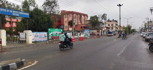 वीकेंड लाकडाउन की सफलता में बारिश भी बनी मददगार