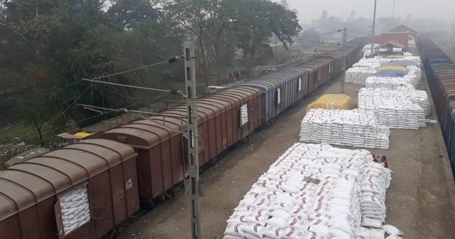 अब नहीं होगी यूरिया की परेशानी, दो दिन में आएगी 3719 टन यूरिया की रैक