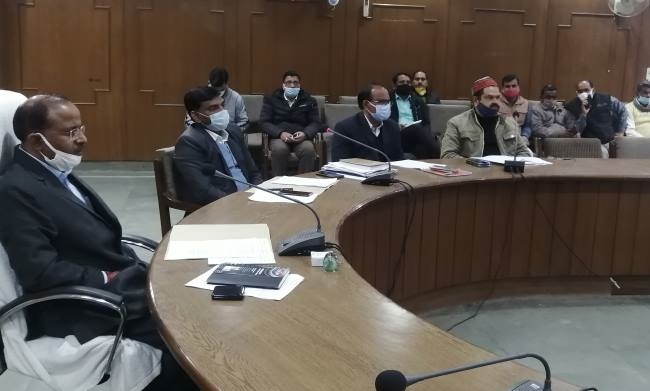 सेक्टर-जोनल मजिस्ट्रेट को पढ़ाया निष्पक्षता का पाठ