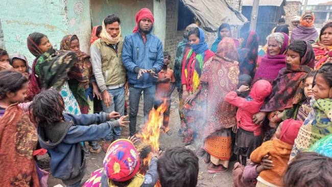 नहीं मिली जमीन, ढाई हजार कटाव पीड़ितों के लिए तटबंध बना ठिकाना