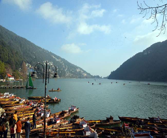 आखिर क्यों सियासत की गलियों से गुम है सैरगाह, उत्तराखंड में अधर में हैं पर्यटन विकास की योजनाएं