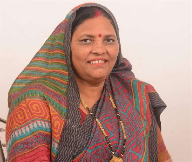 भाजपा विधायक ने गाय पर दिया ऐसा बयान कि भड़के गए किसान, बोलीं- गऊ माता जिस खेत में जाती हैं...