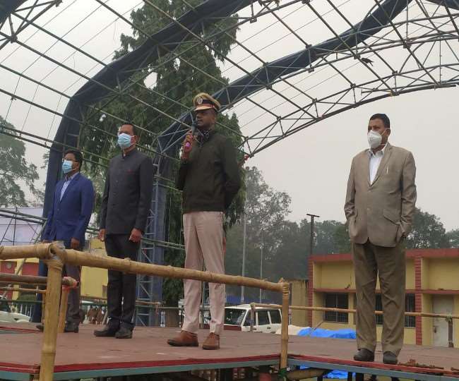 गणतंत्र दिवस समारोह में इस वर्ष झांकी नहीं निकलेगी, पुरस्कार वितरण भी नहीं किया जाएगा, बोले पूर्वी सिंहभूम के एसएसपी डा. एम तमिल वणन