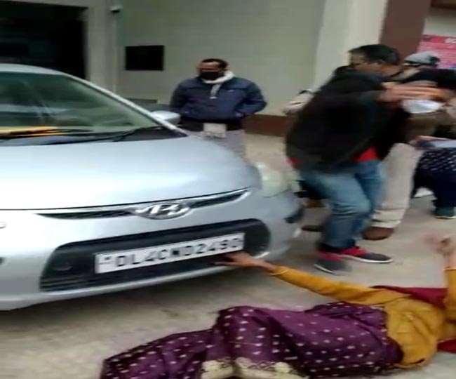 पटना में युवती के घर वालों ने थाने में किया हंगामा, बेटी के प्रेम विवाह से थे नाराज, कहा-तलाक करवा दीजिए
