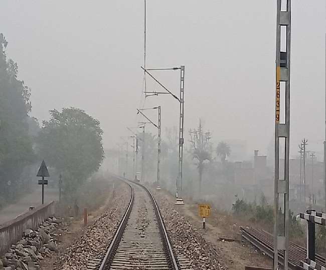 लगातार दूसरे दिन बारिश के चलते नहीं कम हो रहा सर्दी का सितम जारी, अभी और गिरेगा तापमान