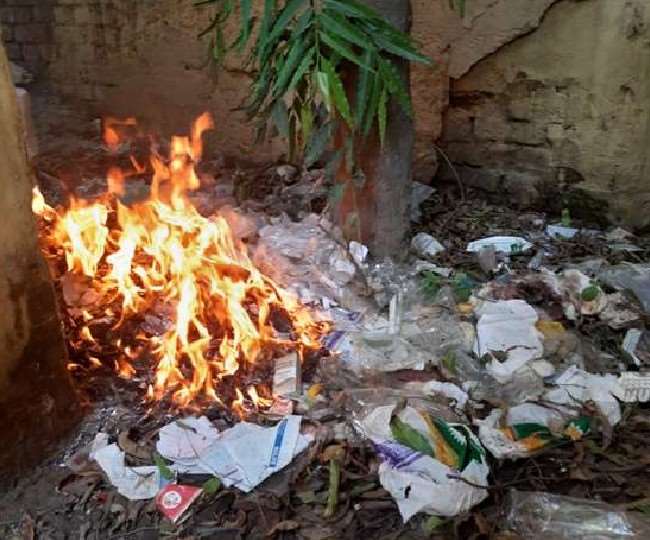 अनदेखी पड़ सकती है भारी, मुंगेर में खुले में फेंक कर जलाया जा रहा मेडिकल कचरा, संक्रमण का बढ़ा खतरा
