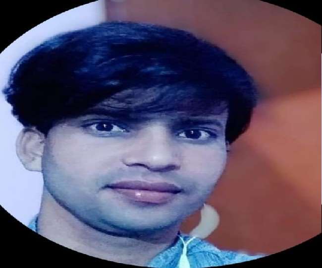 शाहजहांपुर में पेड़ से लटका मिला रंगकर्मी का शव, एक दिन पहले बिना बताए घर से हो गए थे गायब