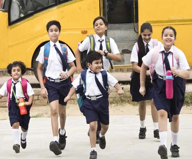 जानें- महाराष्ट्र के बाद अब किन राज्यों में कब खुल सकते हैं स्कूल, फिलहाल जारी हैं आनलाइन क्लासेस