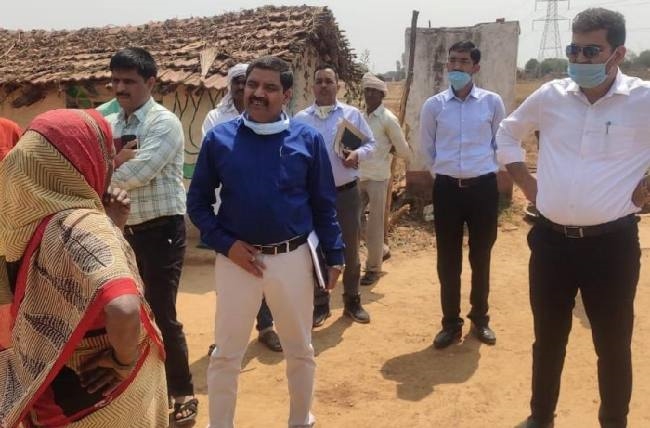 सचिव का रोका वेतन, एडीओ पंचायत को प्रतिकूल प्रविष्टि