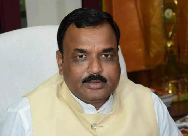 सभी पंचायतों में नए राशन कार्ड का वितरण प्रारंभ: मंत्री