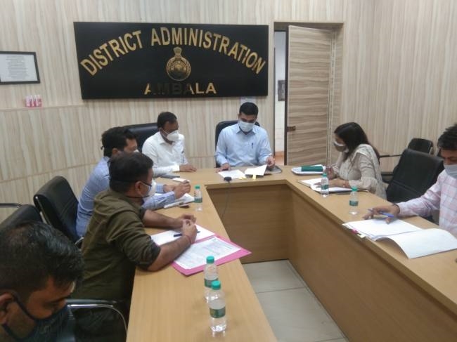 अवैध कालोनियों और निर्माणों पर डीटीपी व नगर निगम करे कार्रवाई