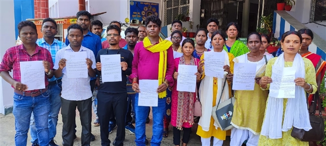 पद सृजित कर सरकार करे प्लस टू शिक्षकों की बहाली