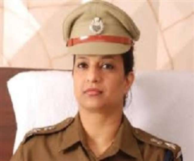श्रीकृष्ण भक्ति के लिए IPS भारती अरोड़ा ने फिर मांगा वीआरएस, सरकार के फैसले का इंतजार