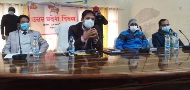 बालिकाओं को अधिकारों के प्रति करें जागरूक: सीडीओ