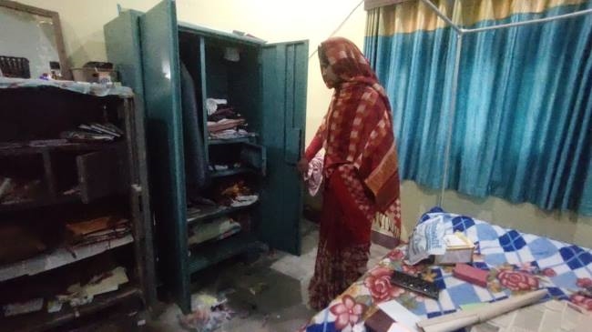 रिटायर्ड प्रोफेसर के घर से लाखों की चोरी