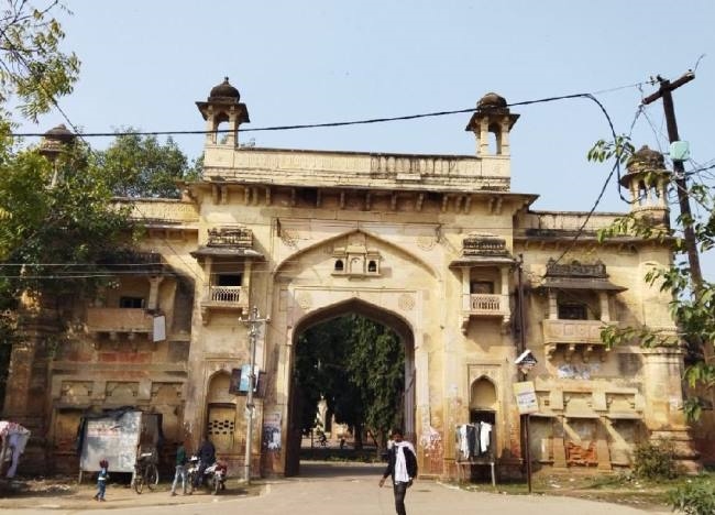 तिलोई में राजघराना ही लहरा सका भगवा