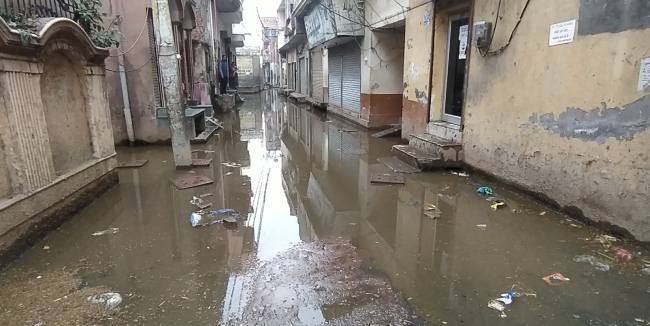 जलभराव से परेशान लोगों ने दी मतदान के बहिष्कार की चेतावनी