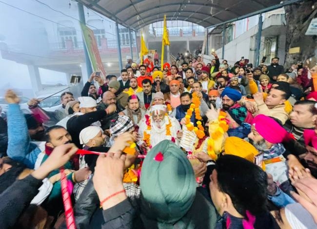 बावा लाल दयाल के जन्मोत्सव को लेकर निकाली शोभायात्रा का भव्य स्वागत