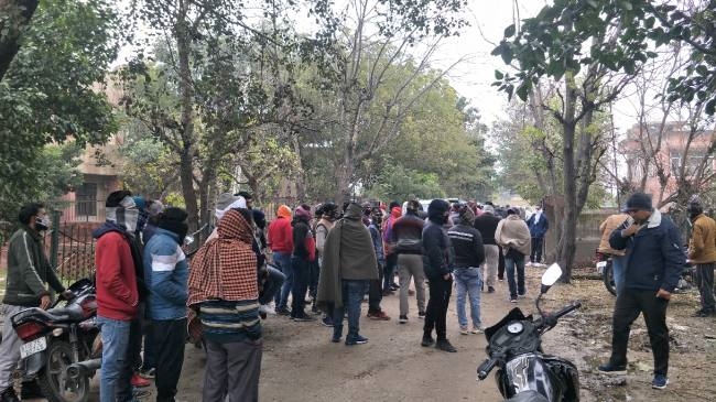 टिपर चालक हड़ताल पर, कूड़ा उठान की स्थिति बिगड़ी