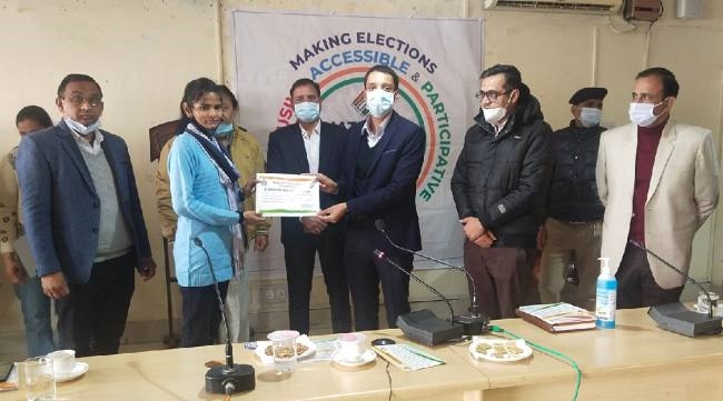 निष्पक्ष मतदान लोकतांत्रिक प्रणाली की मजबूती का आधार : उपायुक्त