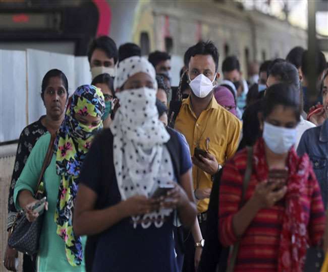 Coronavirus News: कोरोना संक्रमण का प्रसार कायम रहने के दौर में मास्क लगाना आवश्यक