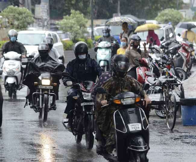 Weather Report: दिल्ली में समय से पहले पहुंचा मानसून, बिहार में भारी बारिश के कारण रेड अलर्ट