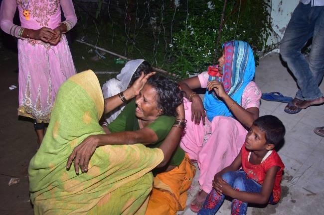 दरभंगा में विद्युत स्पर्शाघात से वेल्डिग मिस्त्री की मौत, हंगामा