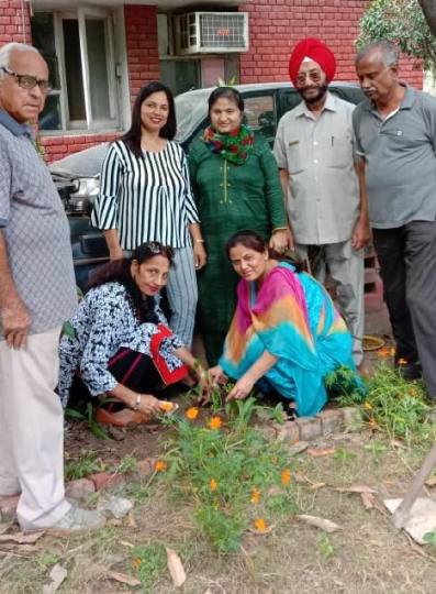 पर्यावरण सरंक्षण के लिए लोगों को किया प्रेरित