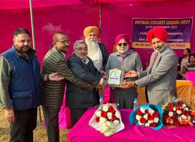 दिव्यांग हमारे देश का गौरव, इनकी मदद करना हमारा फर्ज