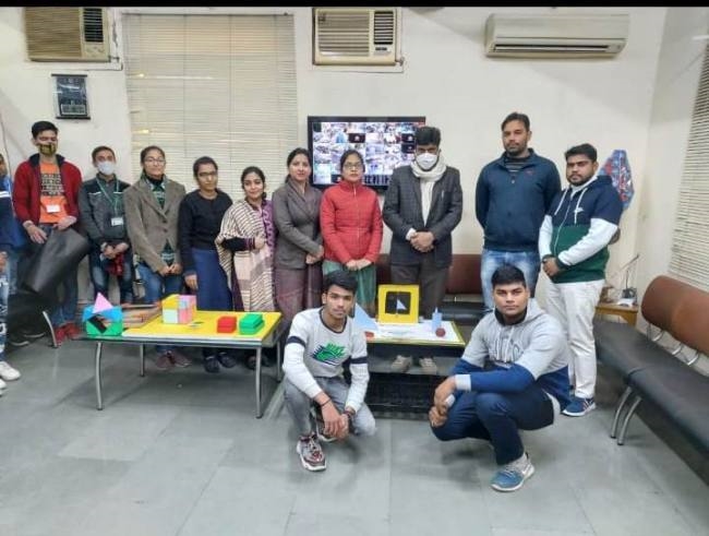 गणित प्रदर्शनी में जतिन, राहुल व केशव ने मारी बाजी, किया पुरस्कृत