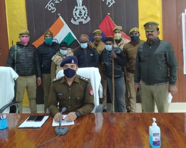 रुपये के लिए परिचितों ने की थी युवक की हत्या, तीन गिरफ्तार