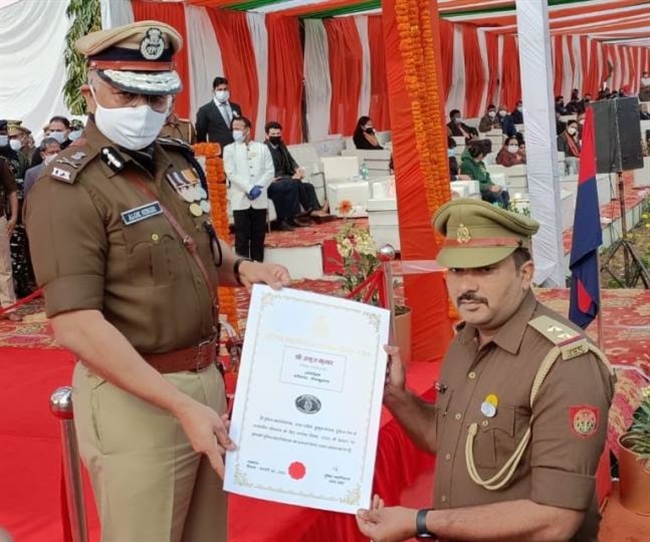 पुलिस आयुक्त ने गणतंत्र दिवस पर जवानों को दिलाई संकल्प शपथ