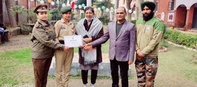 एसडी कालेज में कैडेट्स को किया सम्मानित