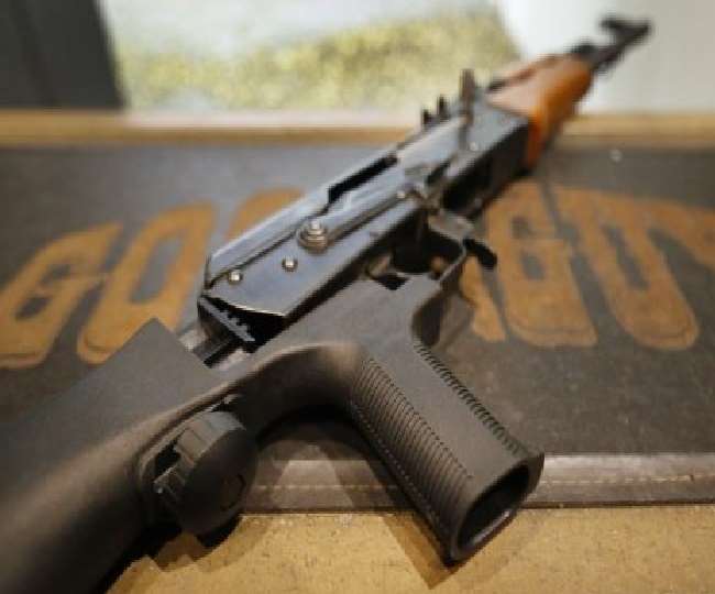 पिज्जा की तरह पाकिस्तान में एके-47 की होम डिलीवरी, आनलाइन आर्डर पर घर-घर पहुंचते हैं हर तरह के हथियार
