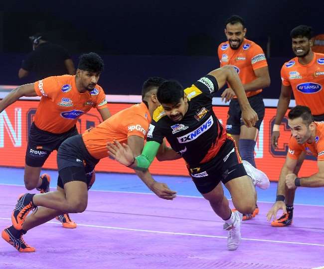PKL-8 : पवन सहरावत के इस सीजन में 200 रेड प्वाइंट पूरे, लेकिन यू मुंबा ने बेंगलुरु बुल्स को 45-34 से हराया