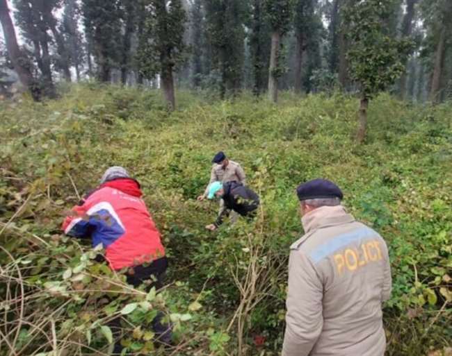 हिमाचल: जंगल में शिकार समझकर अपने साथियों पर ही बरसा दी गोलियां, एक की मौत व एक गंभीर