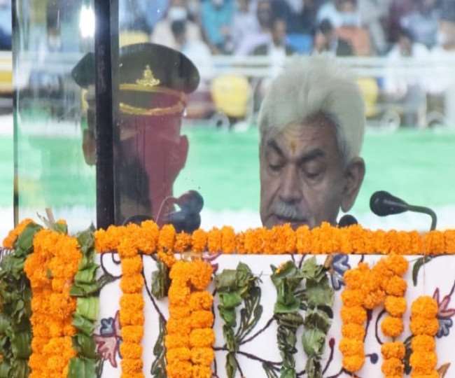 उपराज्यपाल मनोज सिन्हा बोले- आज जम्मू-कश्मीर आर्थिक विकास की नई दहलीज पर खड़ा है