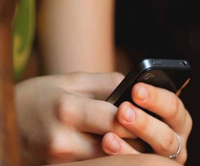 इंटरनेट मीडिया पर वायरल एक फोटो ने युवक को भिजवाया जेल, जानें फोटो में क्या था